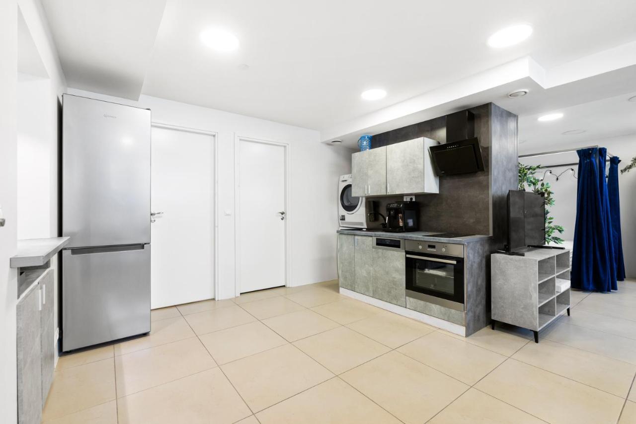 Sirena Apartment - Self Check-In And Free Parking تالين المظهر الخارجي الصورة