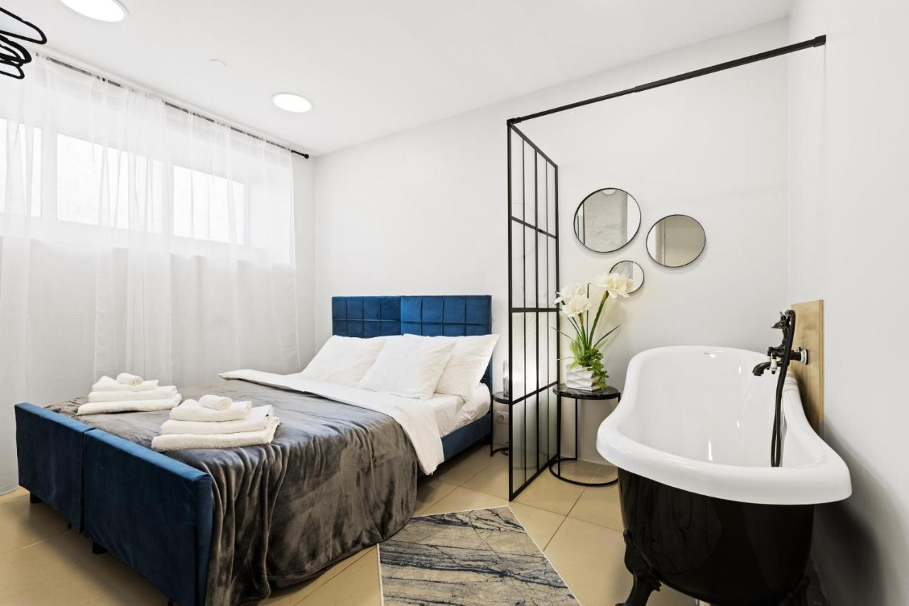 Sirena Apartment - Self Check-In And Free Parking تالين المظهر الخارجي الصورة