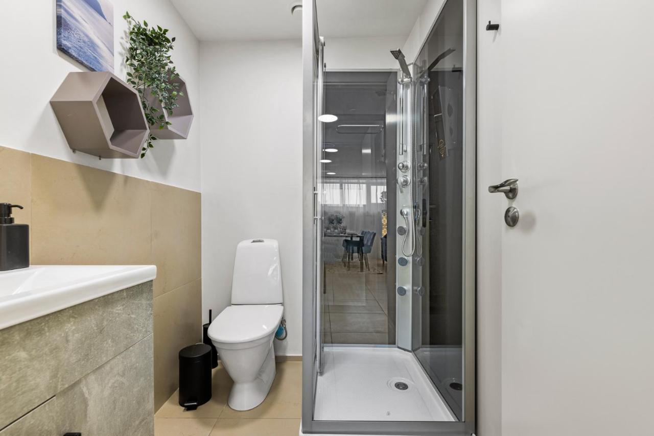 Sirena Apartment - Self Check-In And Free Parking تالين المظهر الخارجي الصورة